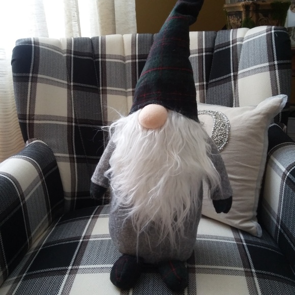 Boutique Other - NEW! Tartan PLAID HAT Large Standing GNOME